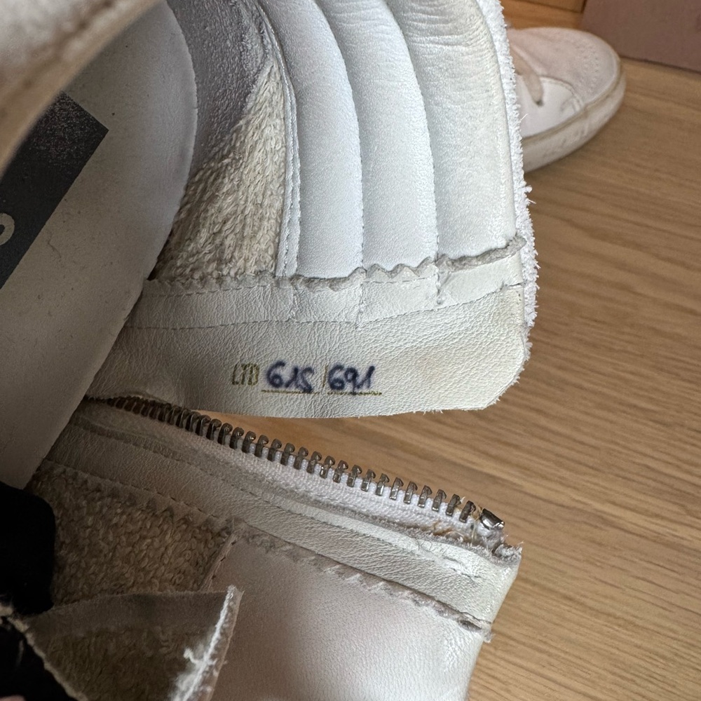Golden Goose Private Edit Slide Sneakers - Picture 4 of 6